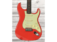 Fender Custom Shop Limited Edition 63 Stratocaster Journeyman Relic - Aged Fiesta Red Fender Custom Shop Limited Edition 63 Stratocaster Journeyman Relic - Aged Fiesta Red